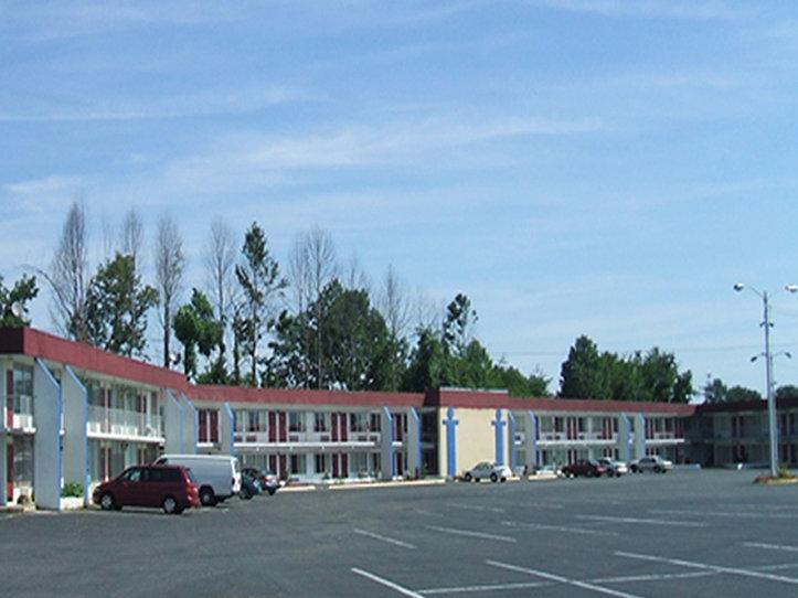 Motel 6 Burlington Exterior photo